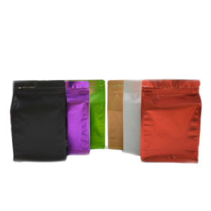 Aluminum Foil Flat Bottom Side Gusset Bags With Window - Image 3